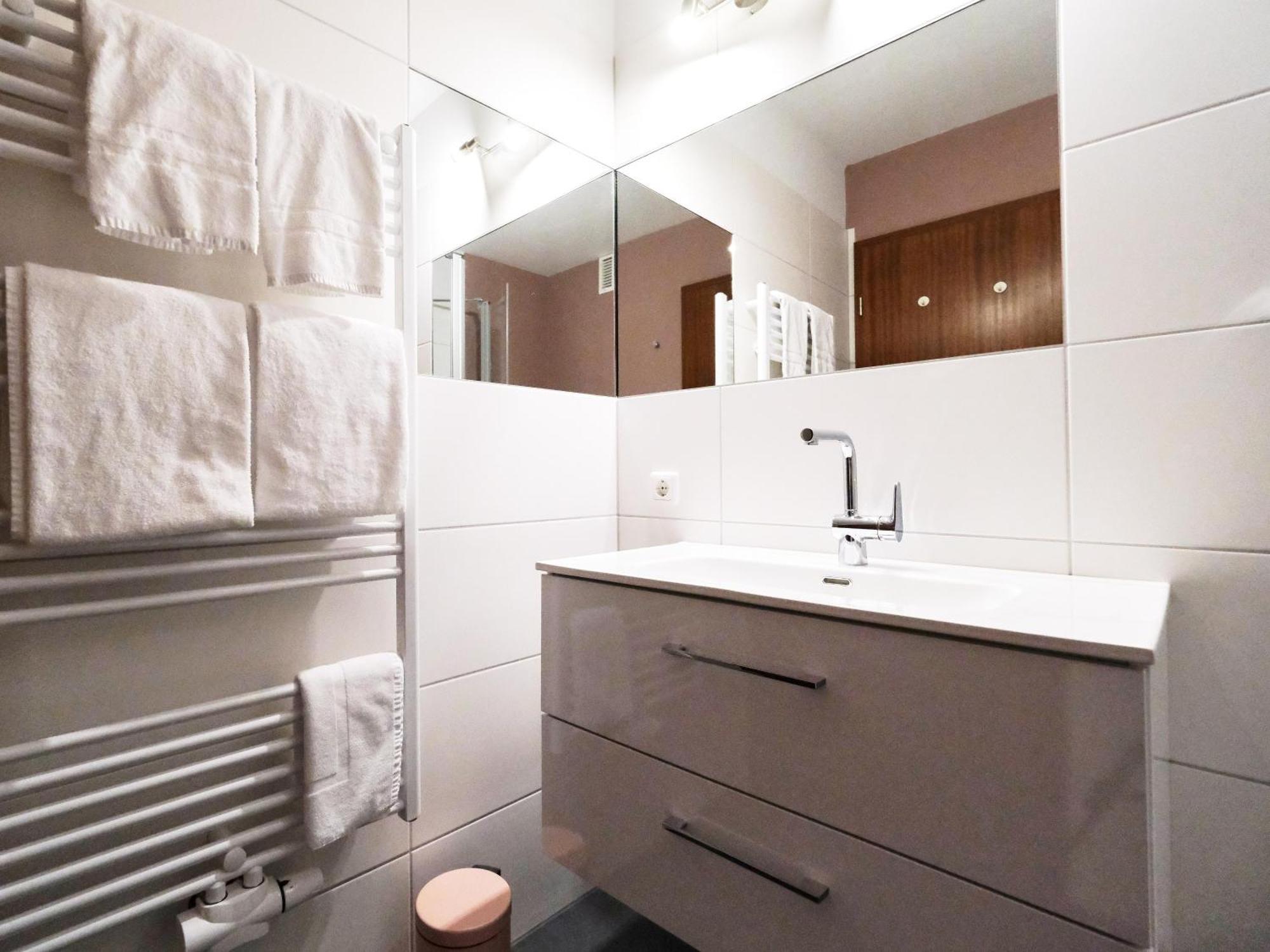 Smile, Wunderschoene Wohnung Direkt Am Strand 哈里斯莱 外观 照片