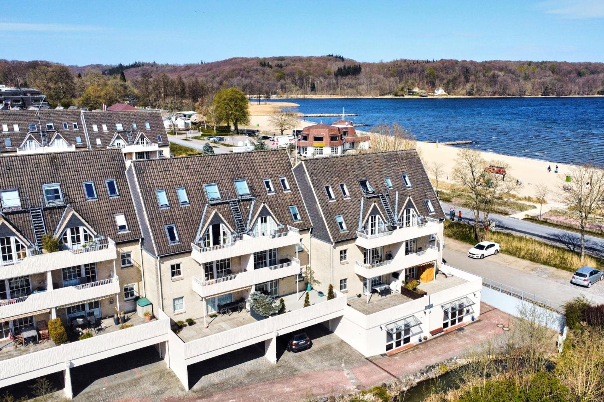 Smile, Wunderschoene Wohnung Direkt Am Strand 哈里斯莱 外观 照片